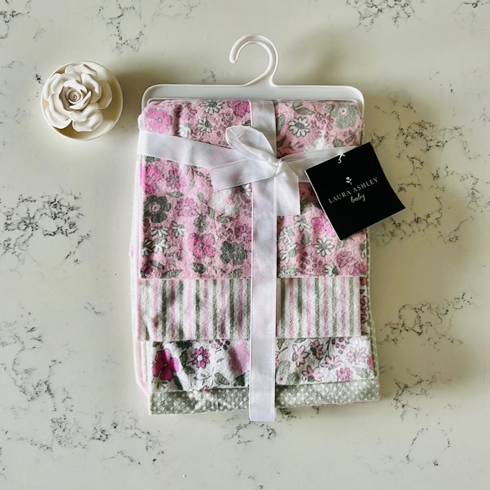 Laura Ashley 4 pack baby receiving blankets - Picture 2 of 10